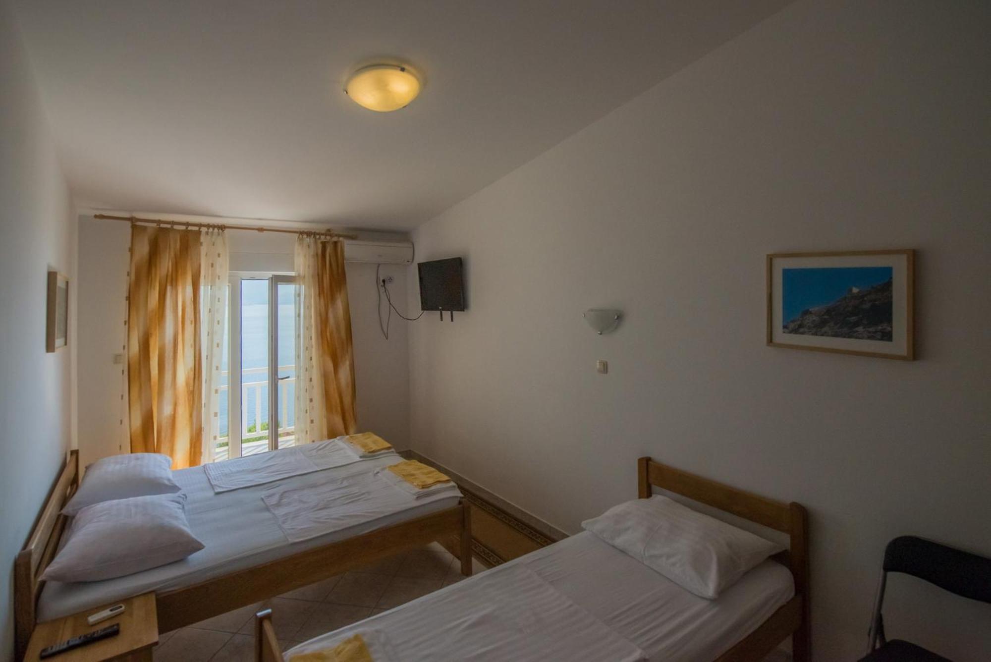 Bed And Breakfast Pero 3 Min Walk To The Beach 洛克瓦罗戈兹尼察 外观 照片